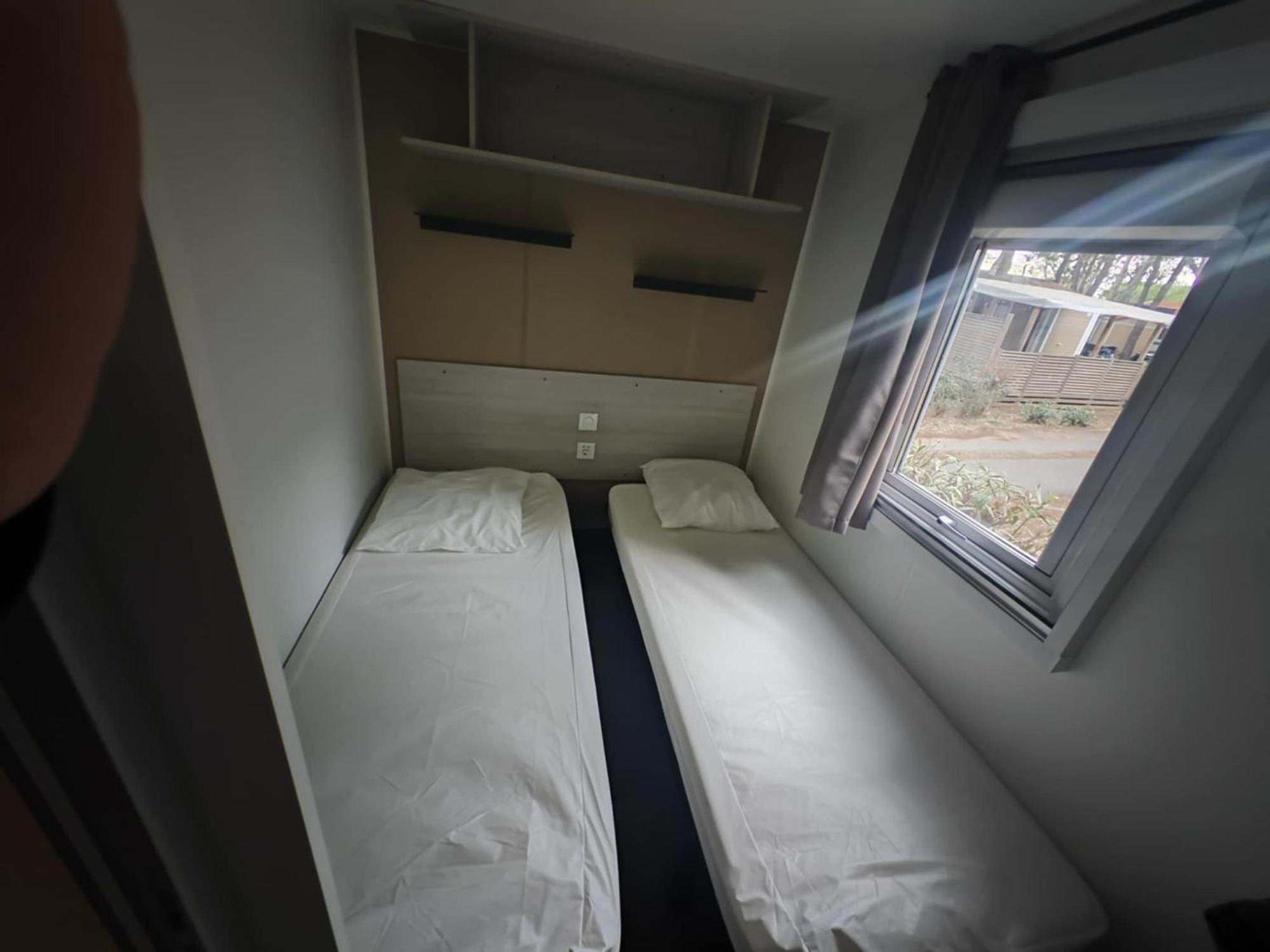 Mobile Home Camping Les Sables D'Or Le Grau-dʼAgde Exteriör bild